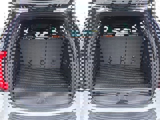 Used 2023 GMC Yukon Denali Ultimate image 15