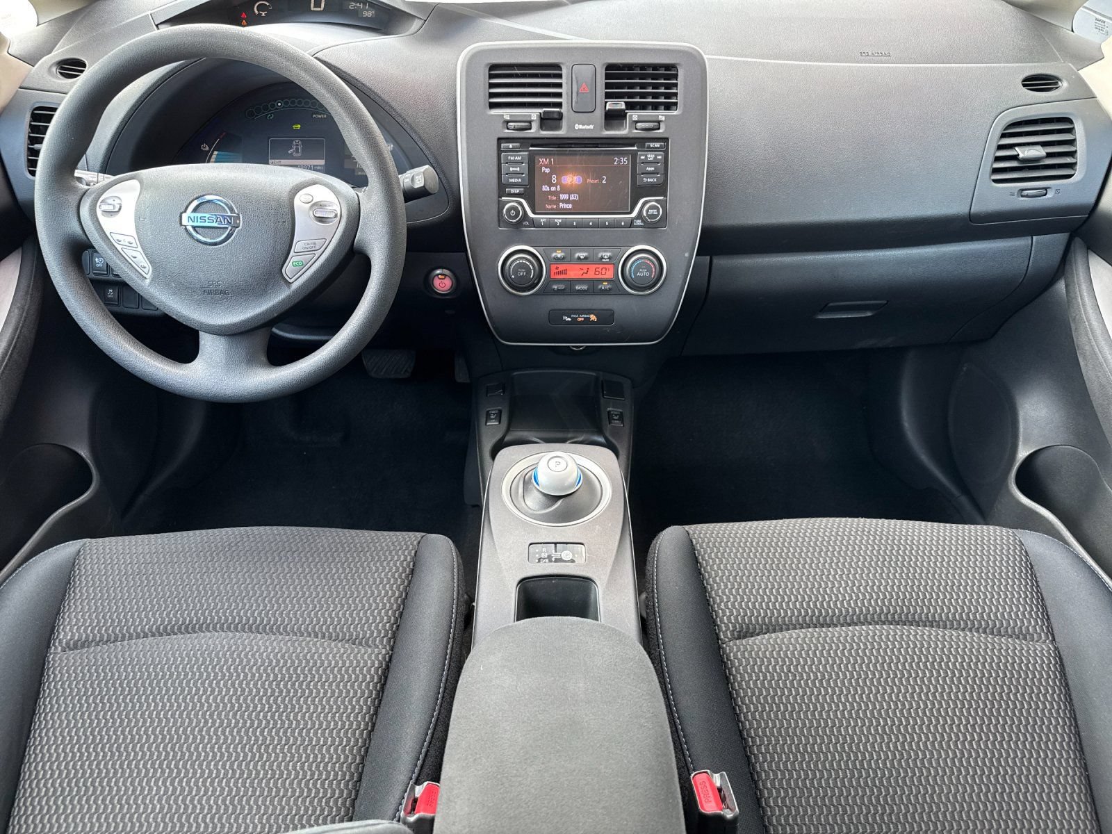 Used 2017 Nissan Leaf S FWD image 12
