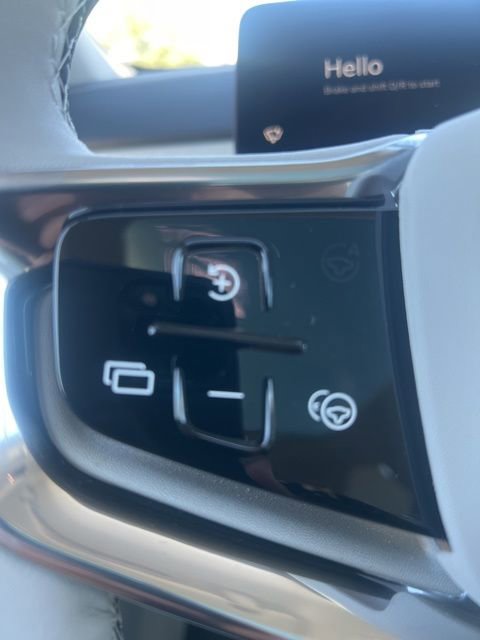 New 2025 Volvo EX90 Ultra w/ Protection Package Premier image 11