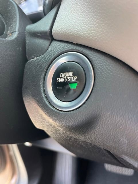 Used 2018 Chevrolet Equinox LS FWD image 17