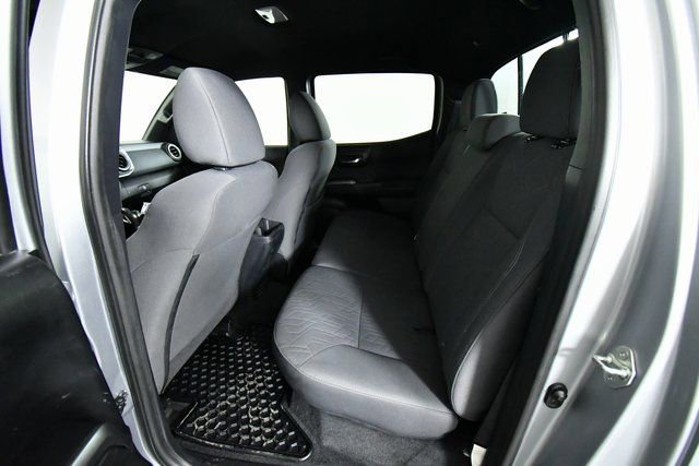 Used 2019 Toyota Tacoma TRD Sport image 24