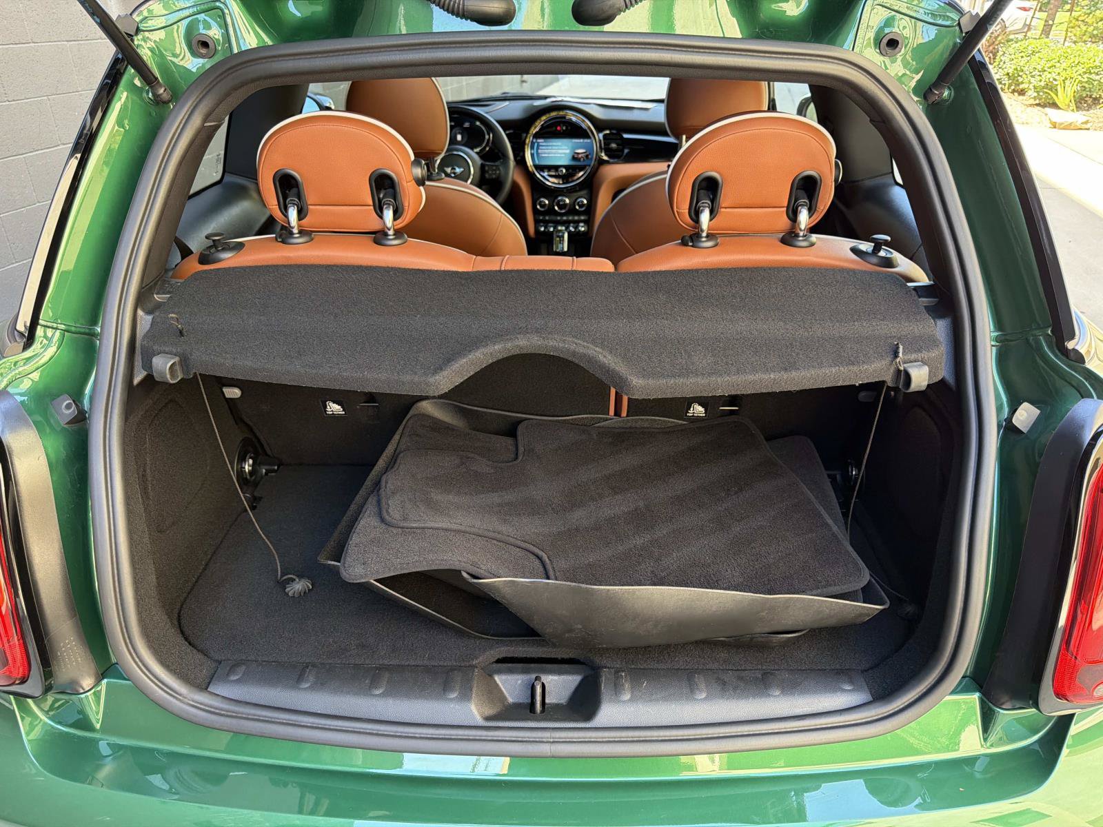 Certified 2024 MINI Cooper SE FWD image 5