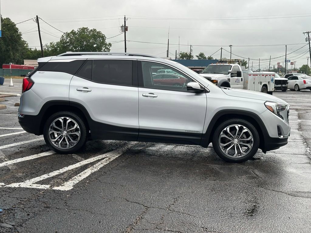 Used 2021 GMC Terrain SLT FWD image 4