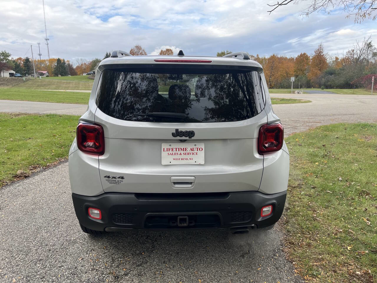 Used 2020 Jeep Renegade Altitude image 4