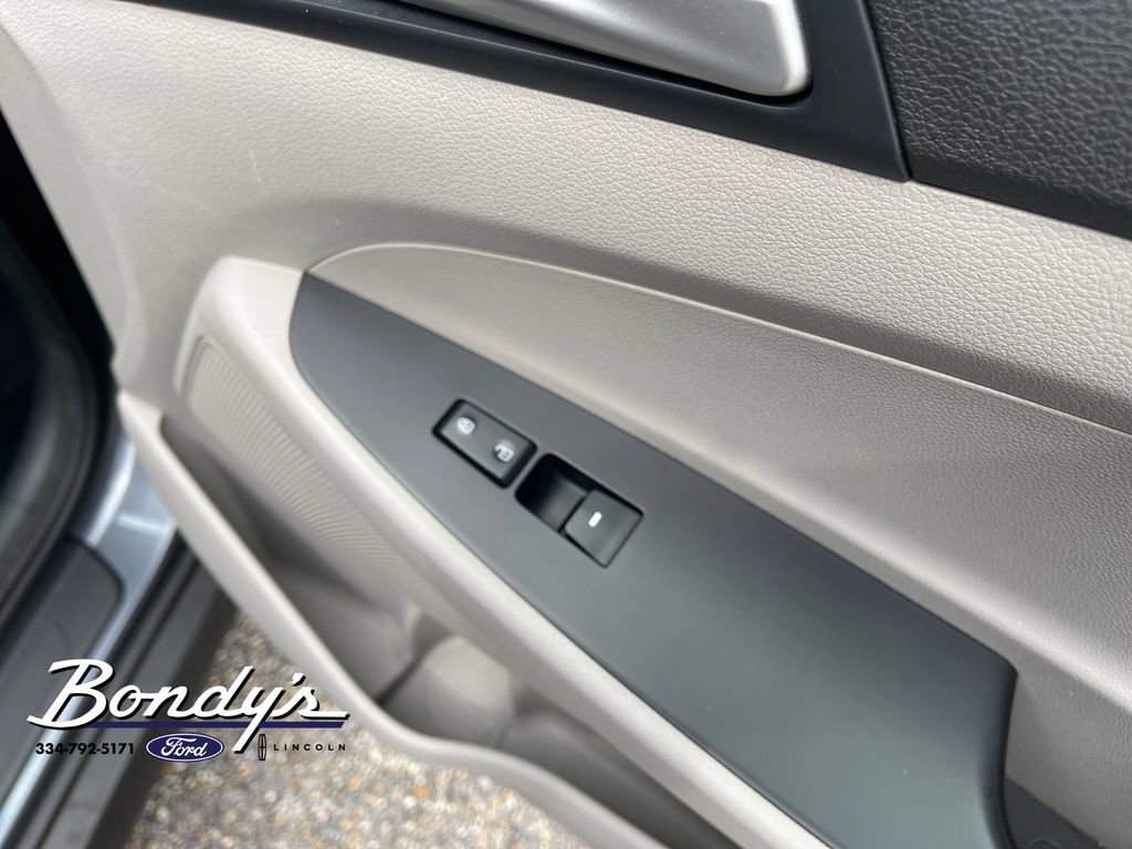 Used 2021 Hyundai Tucson SE image 20