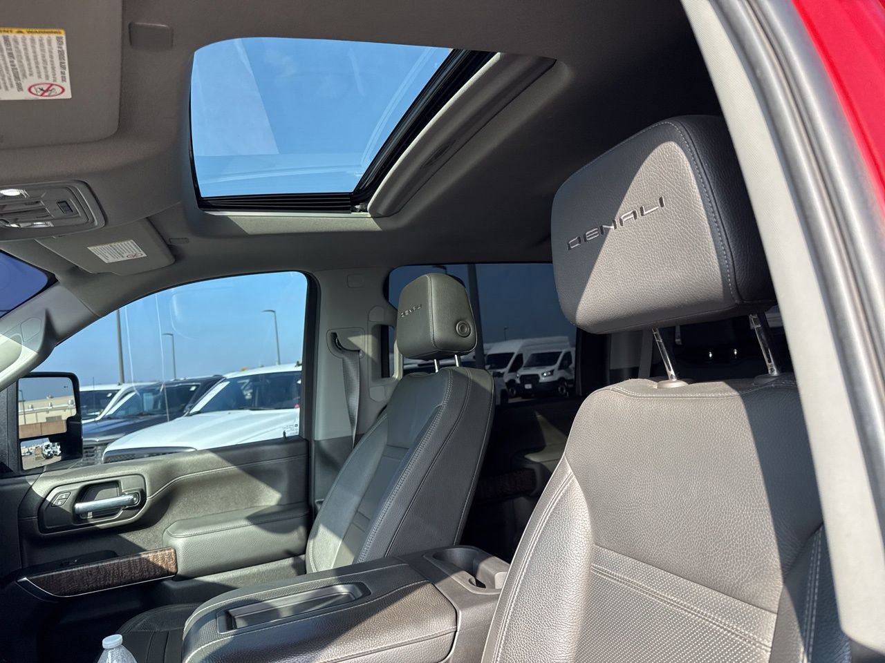 Used 2022 GMC Sierra 3500 Denali w/ Denali Ultimate Package image 21