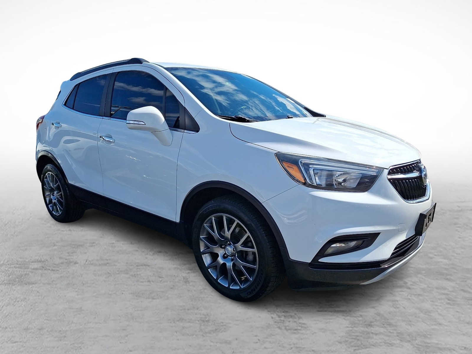 Used 2019 Buick Encore Sport Touring w/ Safety Package image 3