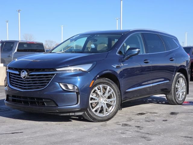Used 2022 Buick Enclave Premium w/ Experience Buick Package image 2