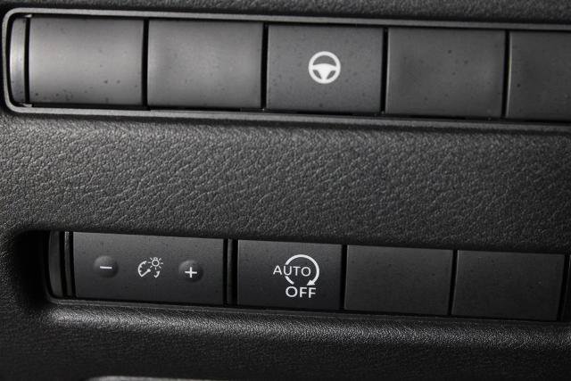 Certified 2023 Nissan Rogue SV FWD image 24
