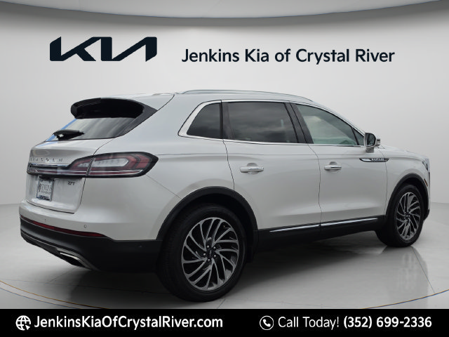 Used 2019 Lincoln Nautilus Reserve FWD image 5