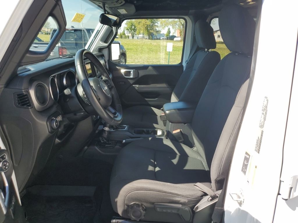 Used 2021 Jeep Wrangler Unlimited Sport image 40