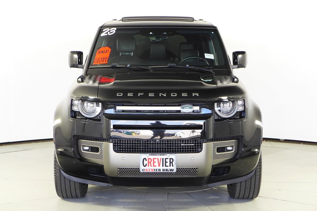 Used 2023 Land Rover Defender 110 X-Dynamic SE image 3