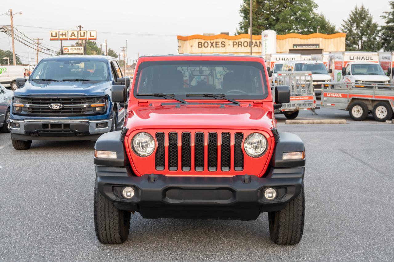 Used 2023 Jeep Wrangler Unlimited Sport image 3
