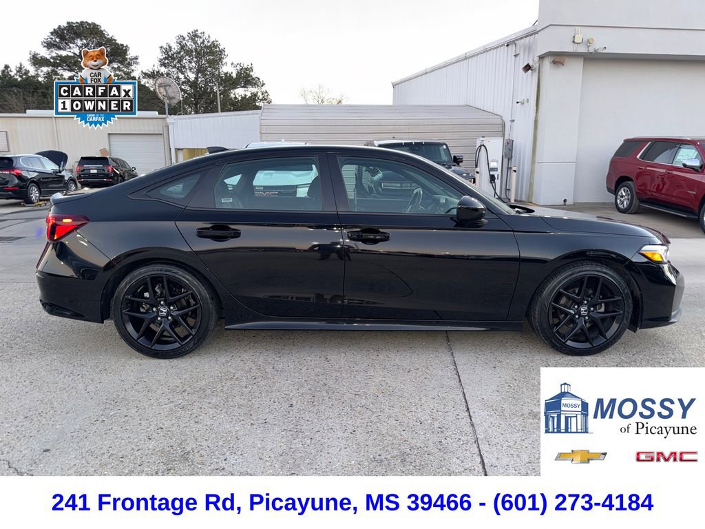 Used 2025 Honda Civic Sport image 6