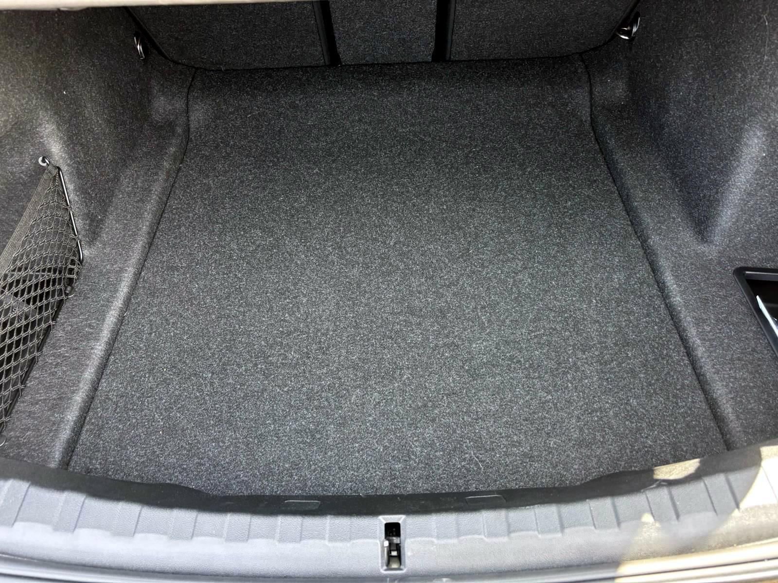 Used 2025 BMW 330i xDrive Sedan AWD/4WD image 9