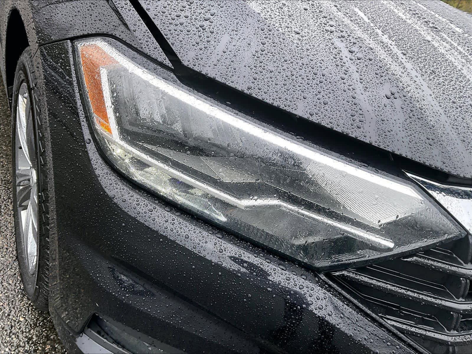 Used 2019 Volkswagen Jetta R-Line FWD image 32