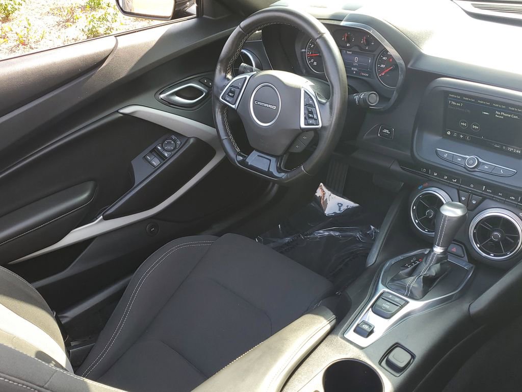 Used 2019 Chevrolet Camaro LT image 10