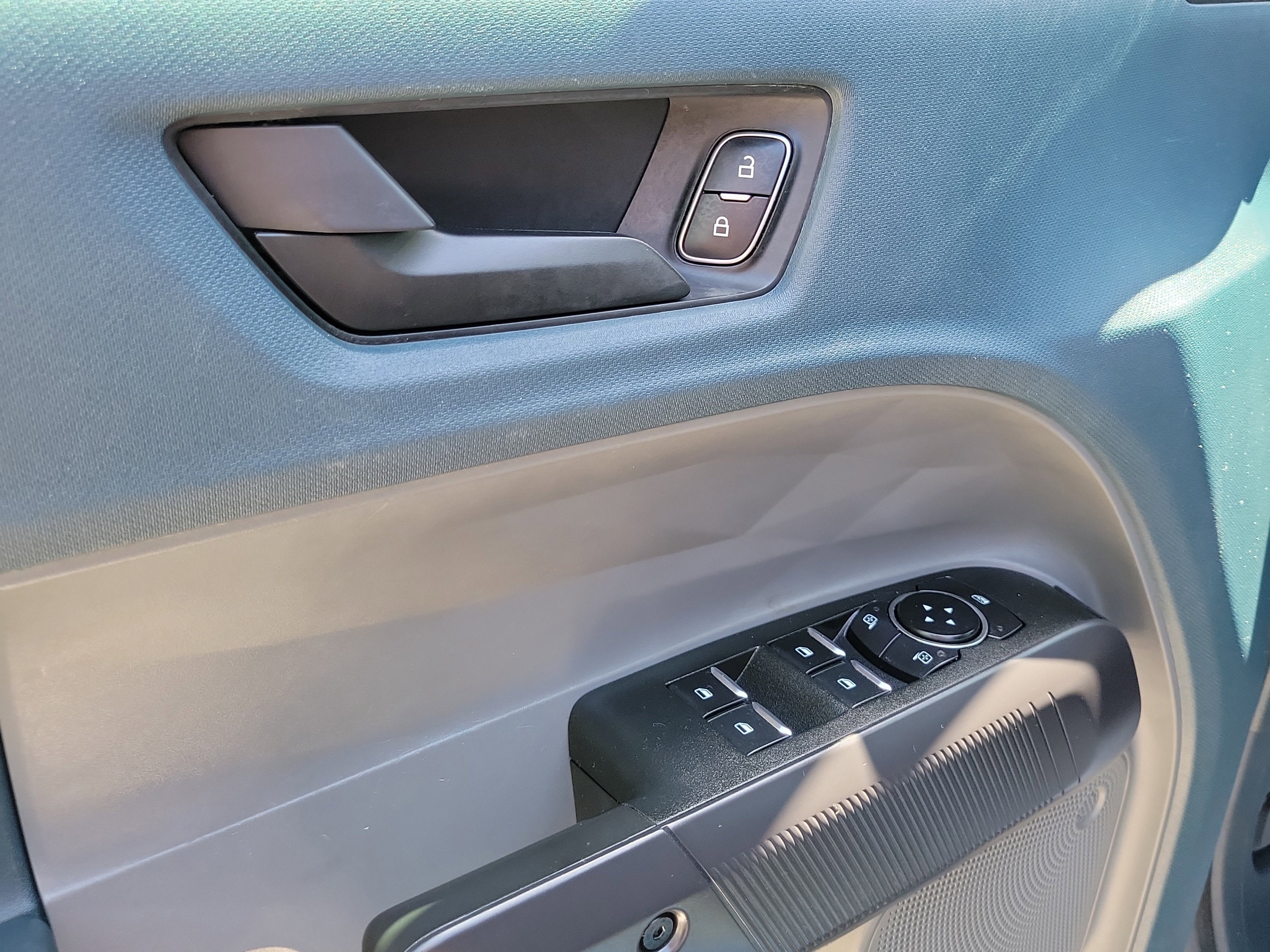 Used 2023 Ford Maverick XLT w/ Equipment Group 300A Standard image 15