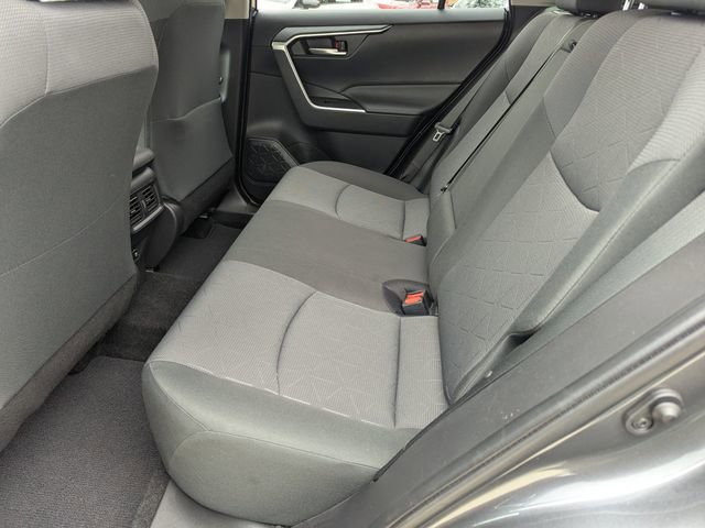 Used 2019 Toyota RAV4 XLE w/ Convenience Package image 10