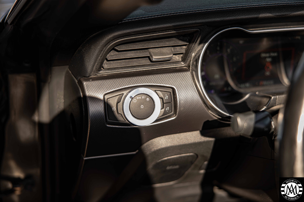 Used 2018 Ford Mustang Premium w/ Equipment Group 201A image 19