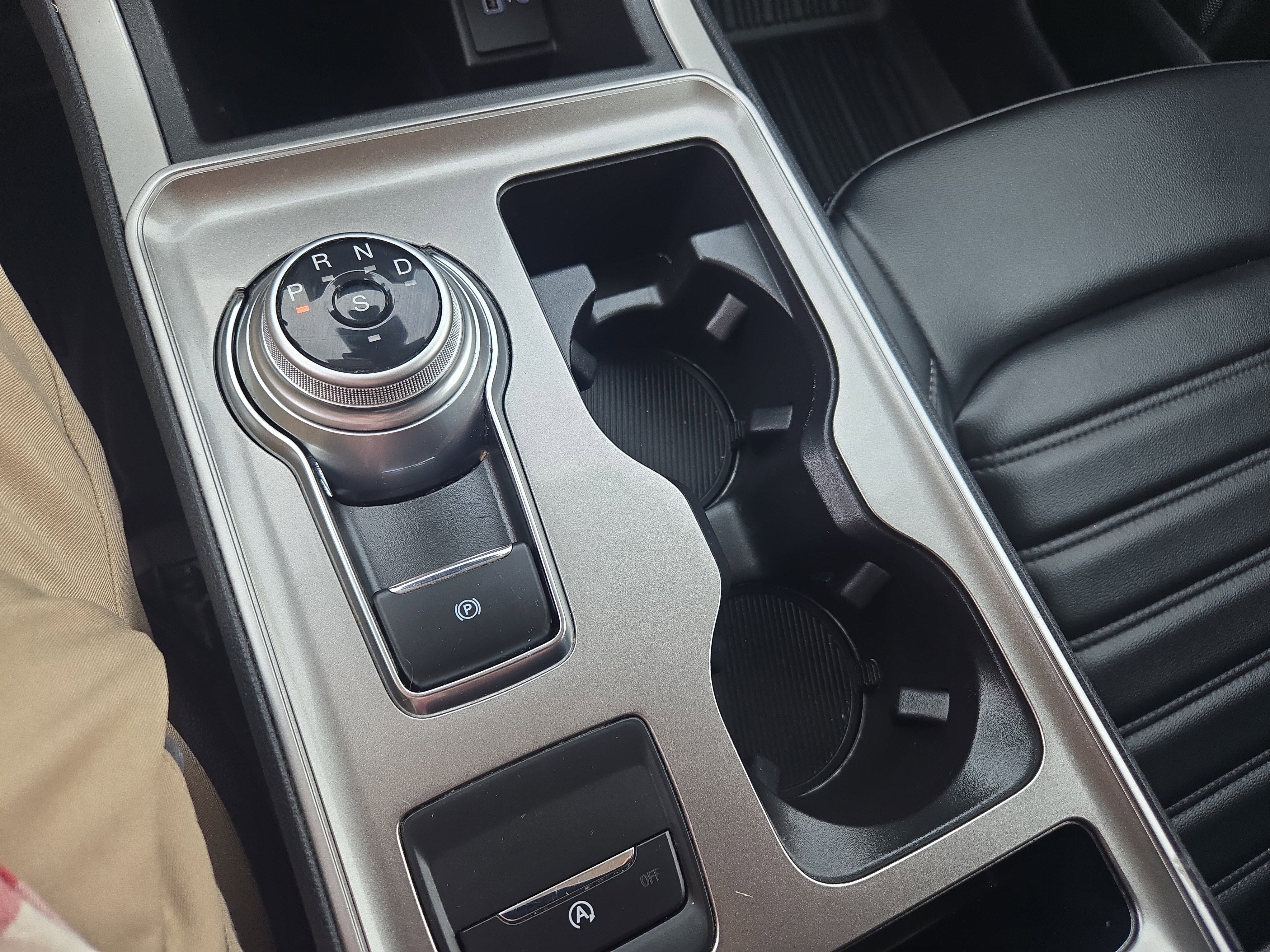 Certified 2023 Ford Edge SEL w/ Convenience Package image 27