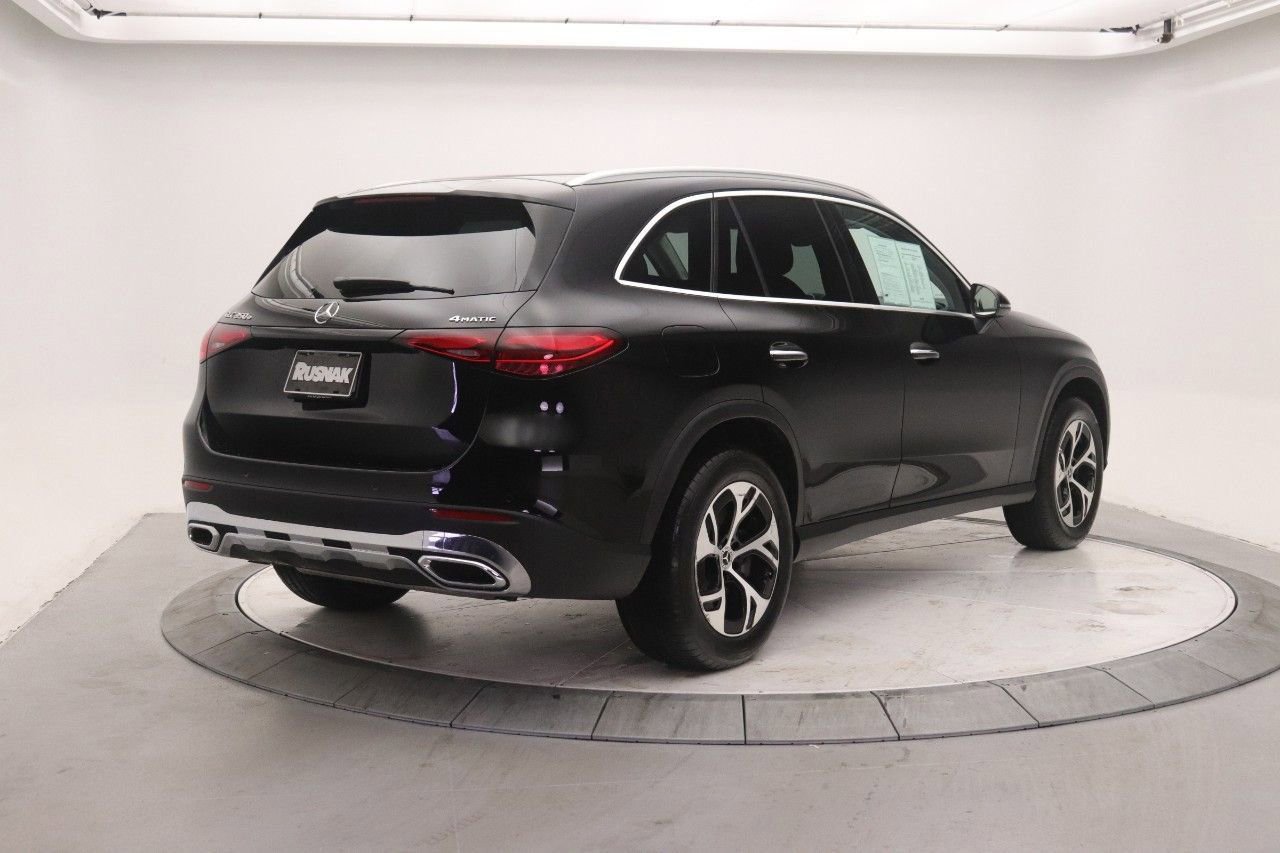 Certified 2025 Mercedes-Benz GLC 350e 4MATIC image 3