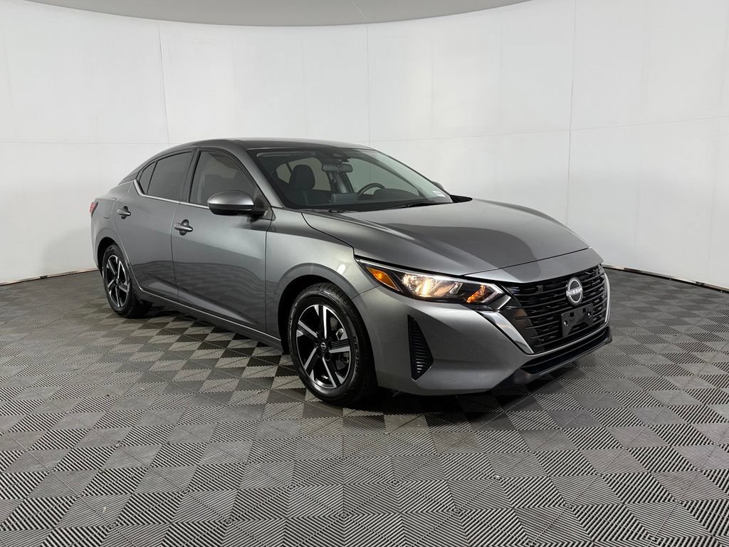 Used 2025 Nissan Sentra SV FWD image 5