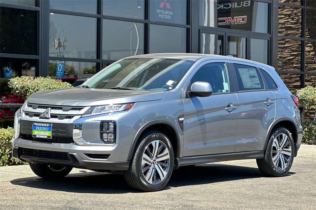 New 2025 Mitsubishi Outlander Sport ES image 9