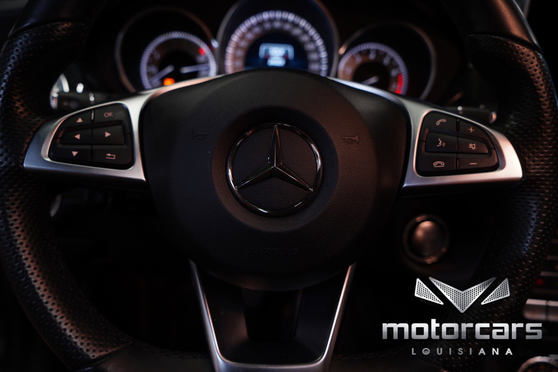 Used 2016 Mercedes-Benz CLS 400 4MATIC w/ Premium 2 Package image 37