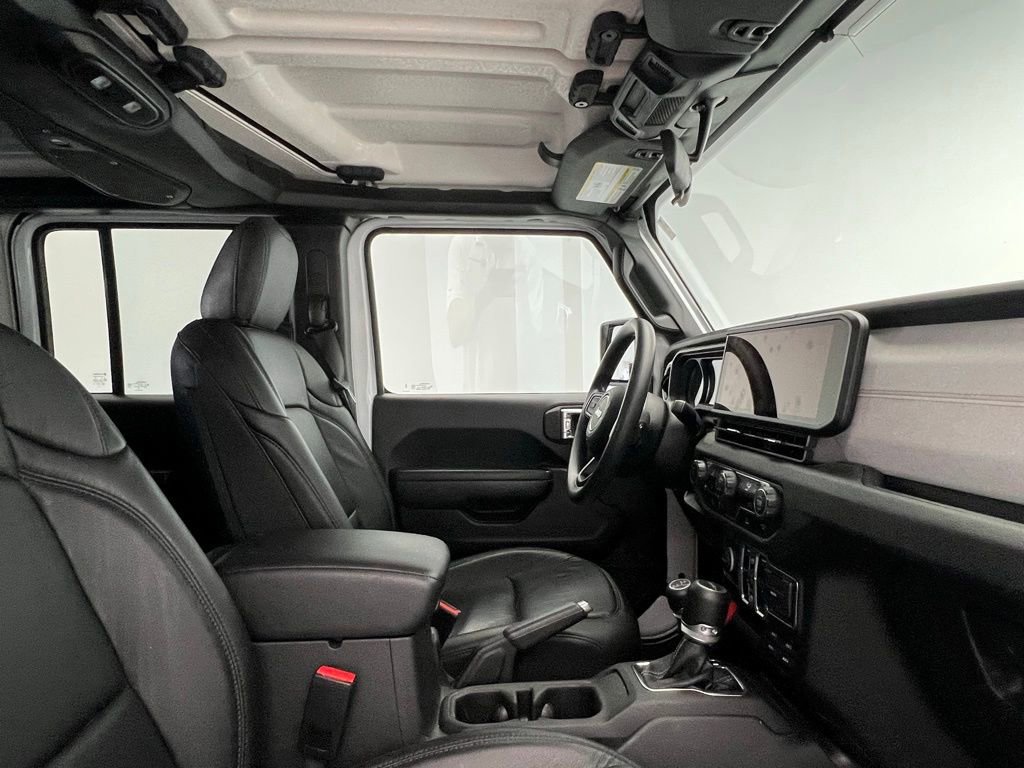 Used 2024 Jeep Gladiator Sport image 6