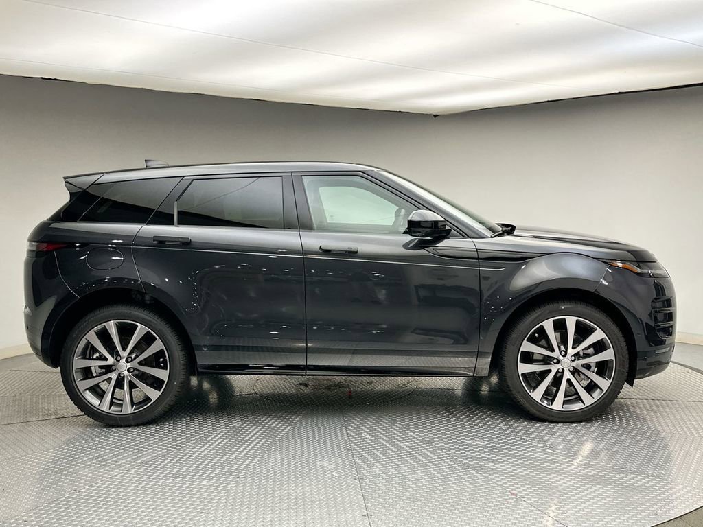 New 2026 Land Rover Range Rover Evoque Dynamic SE image 4
