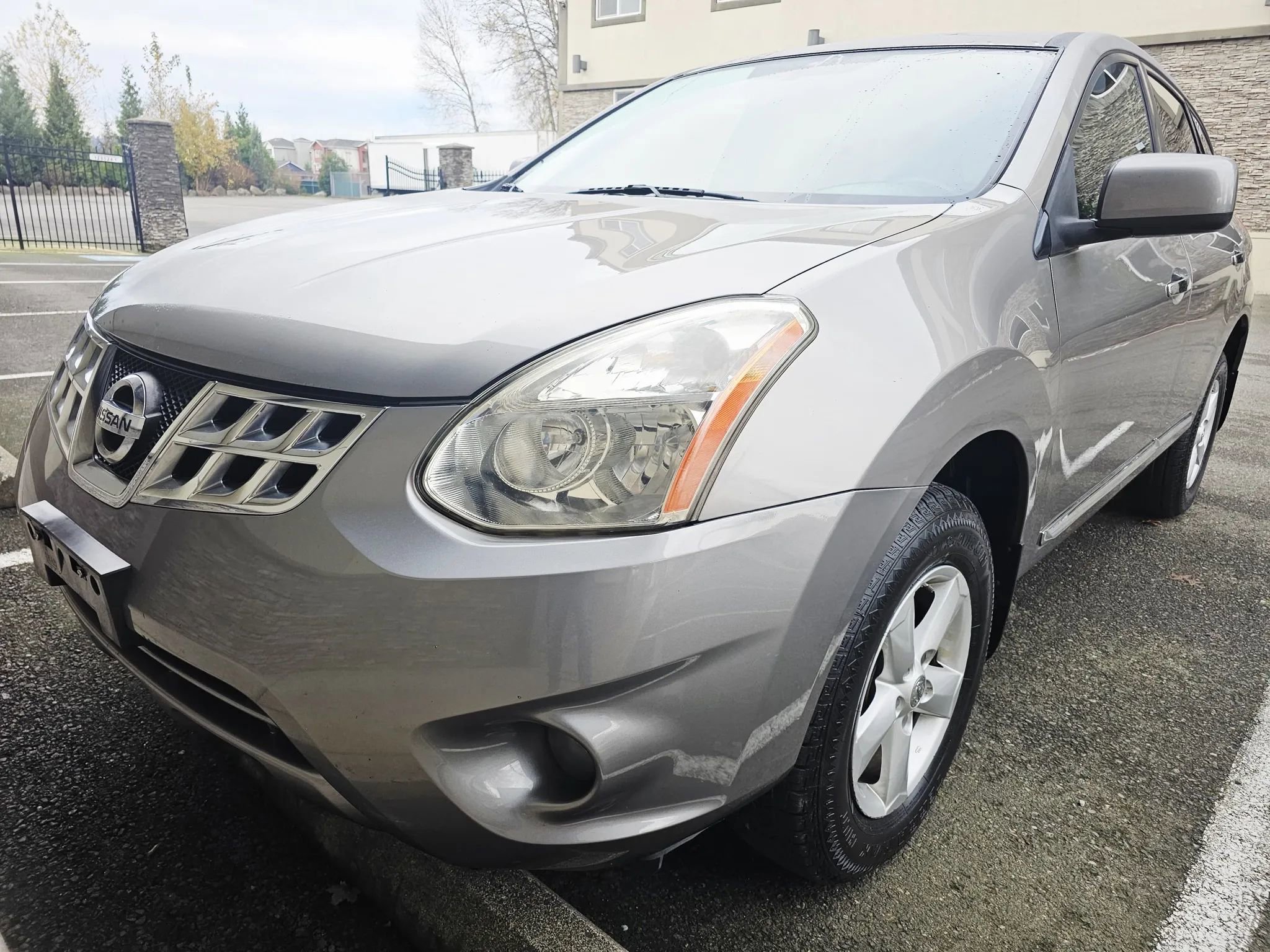 Used 2013 Nissan Rogue S w/ Special Edition Pkg image 1