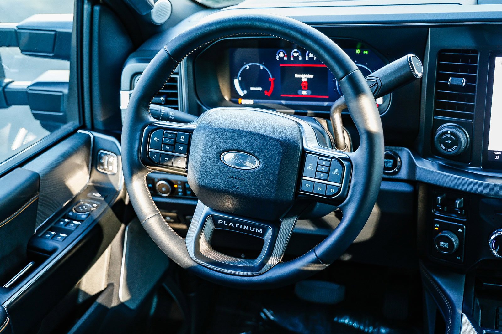 Used 2024 Ford F450 Platinum w/ FX4 Off-Road Package image 13