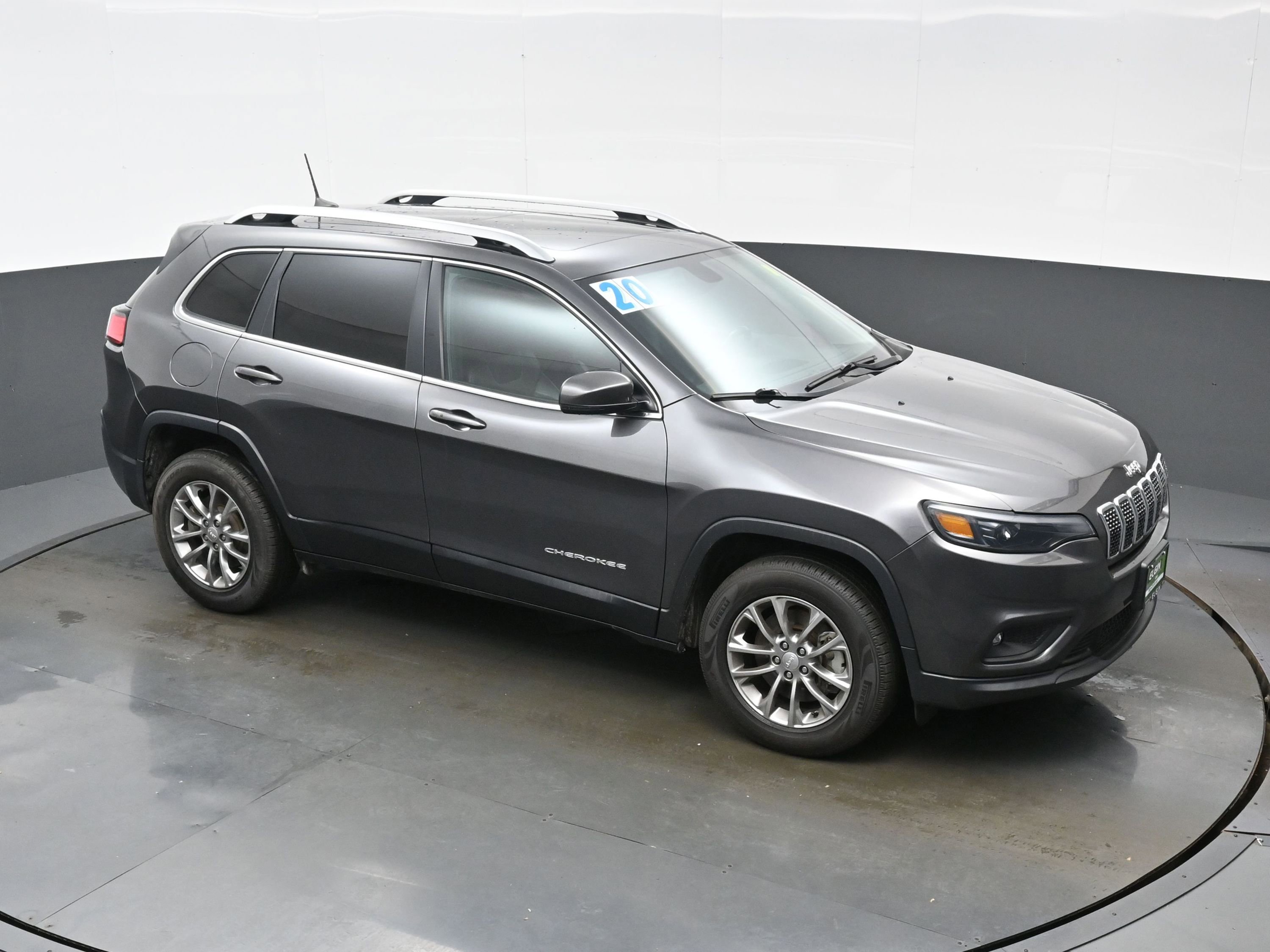 Used 2020 Jeep Cherokee Latitude Plus w/ Comfort/Convenience Group image 41