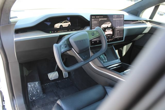 Used 2023 Tesla Model X AWD/4WD image 13