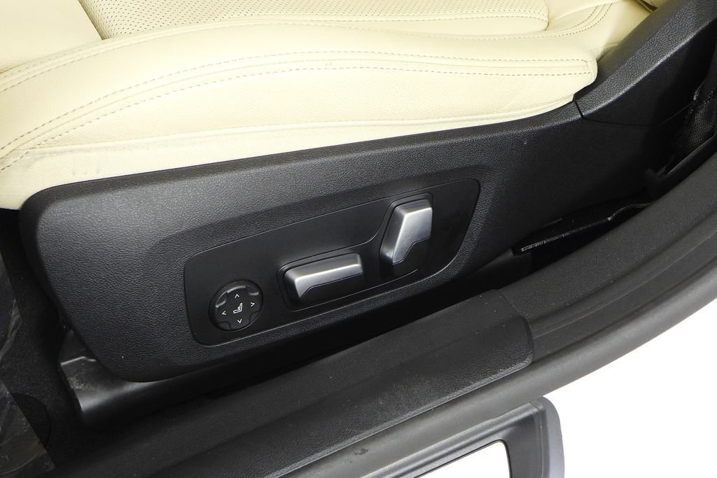 Certified 2023 BMW i4 eDrive35 RWD image 23