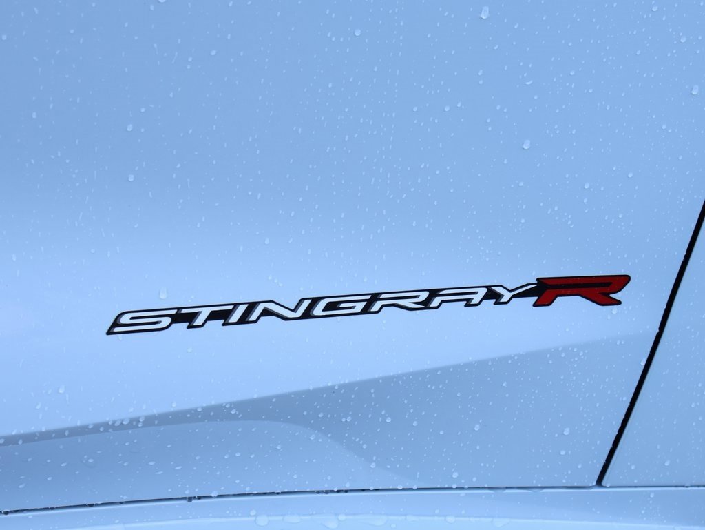 Used 2023 Chevrolet Corvette Stingray Premium Conv w/ Z51 Performance Package image 9