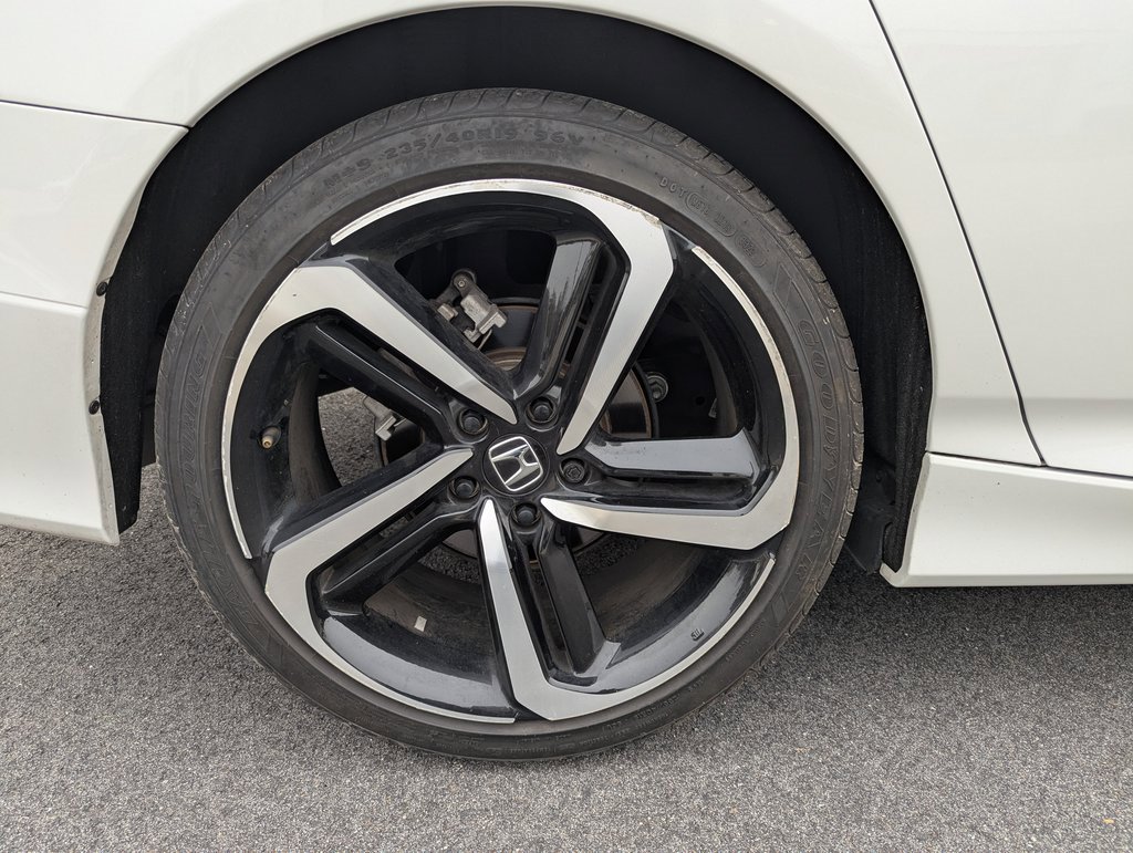 Used 2022 Honda Accord Sport image 12