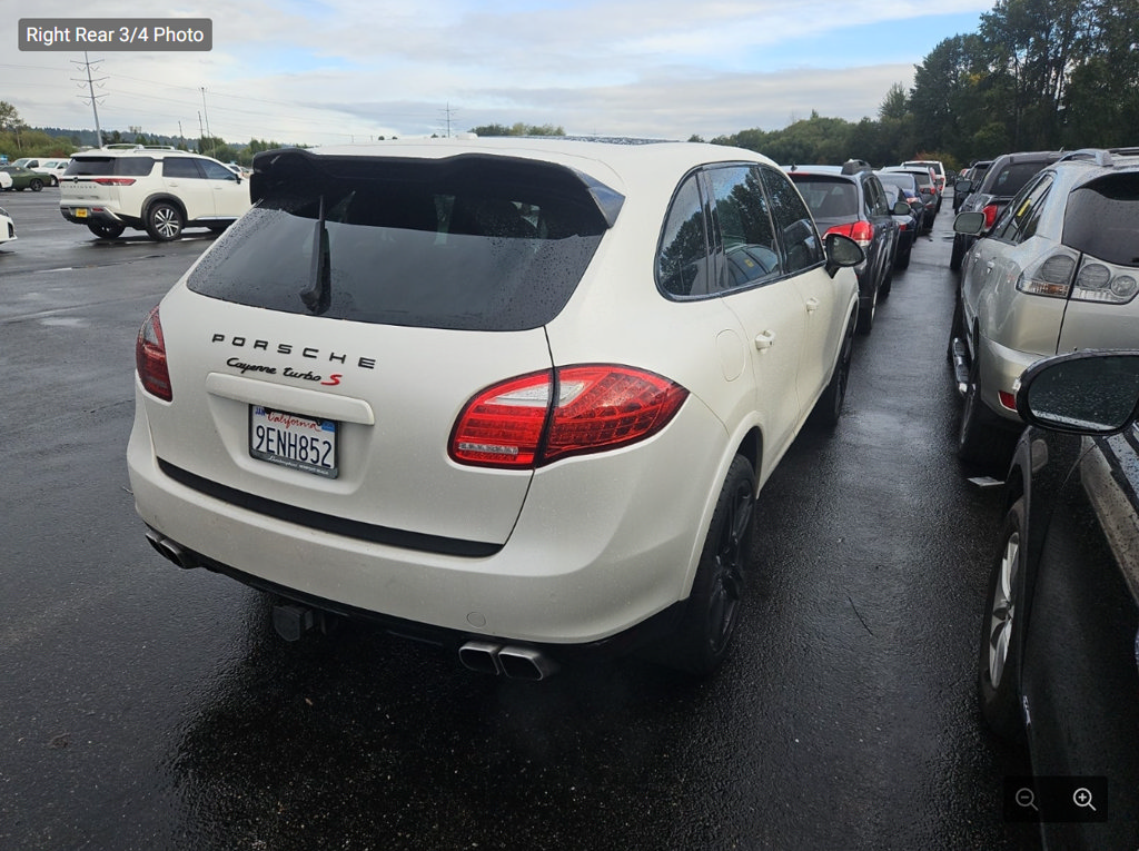 Used 2014 Porsche Cayenne Turbo S AWD/4WD image 4