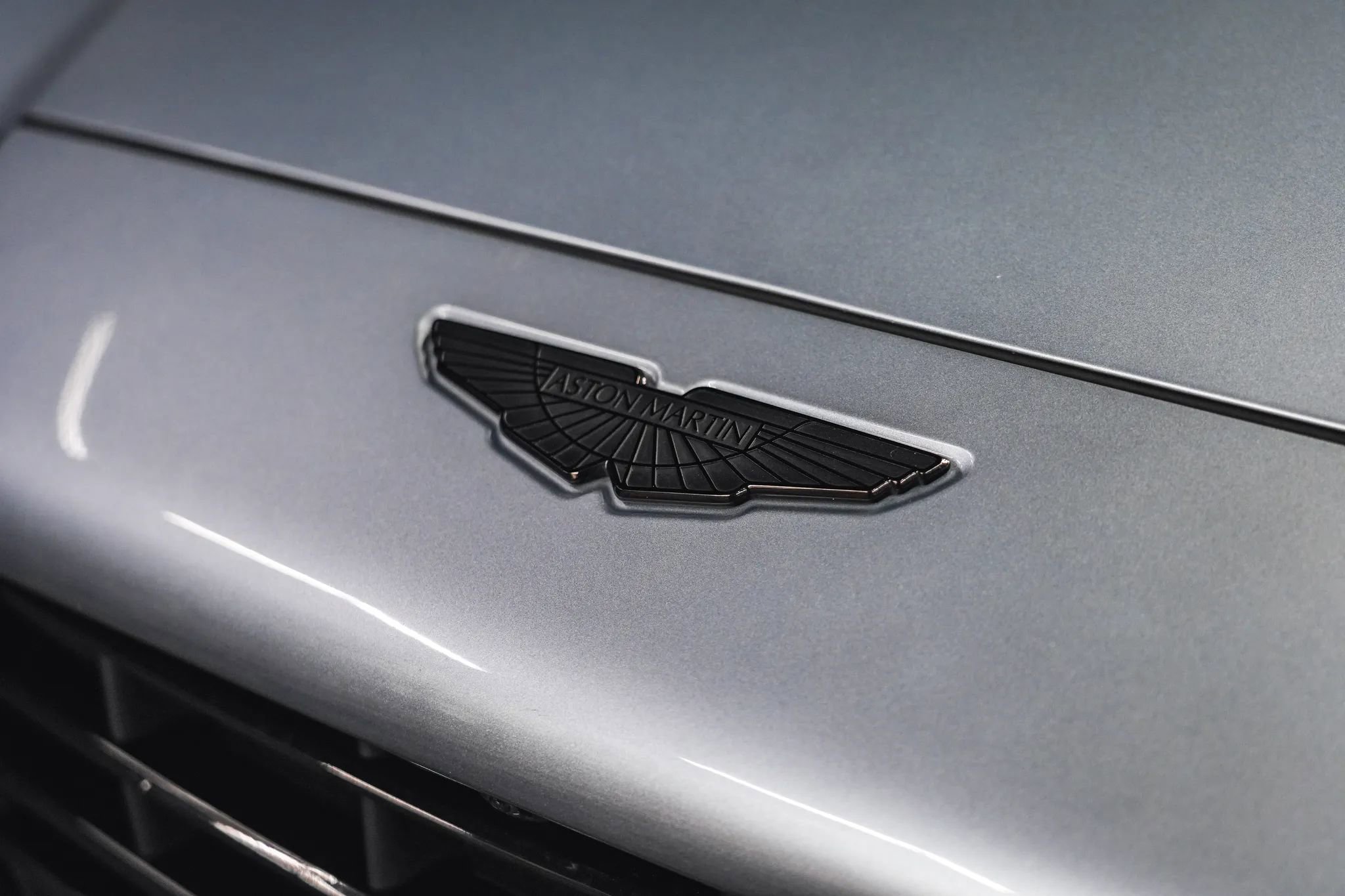 Used 2021 Aston Martin DBX AWD/4WD image 5