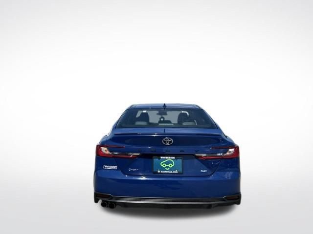 Used 2025 Toyota Camry SE FWD image 14