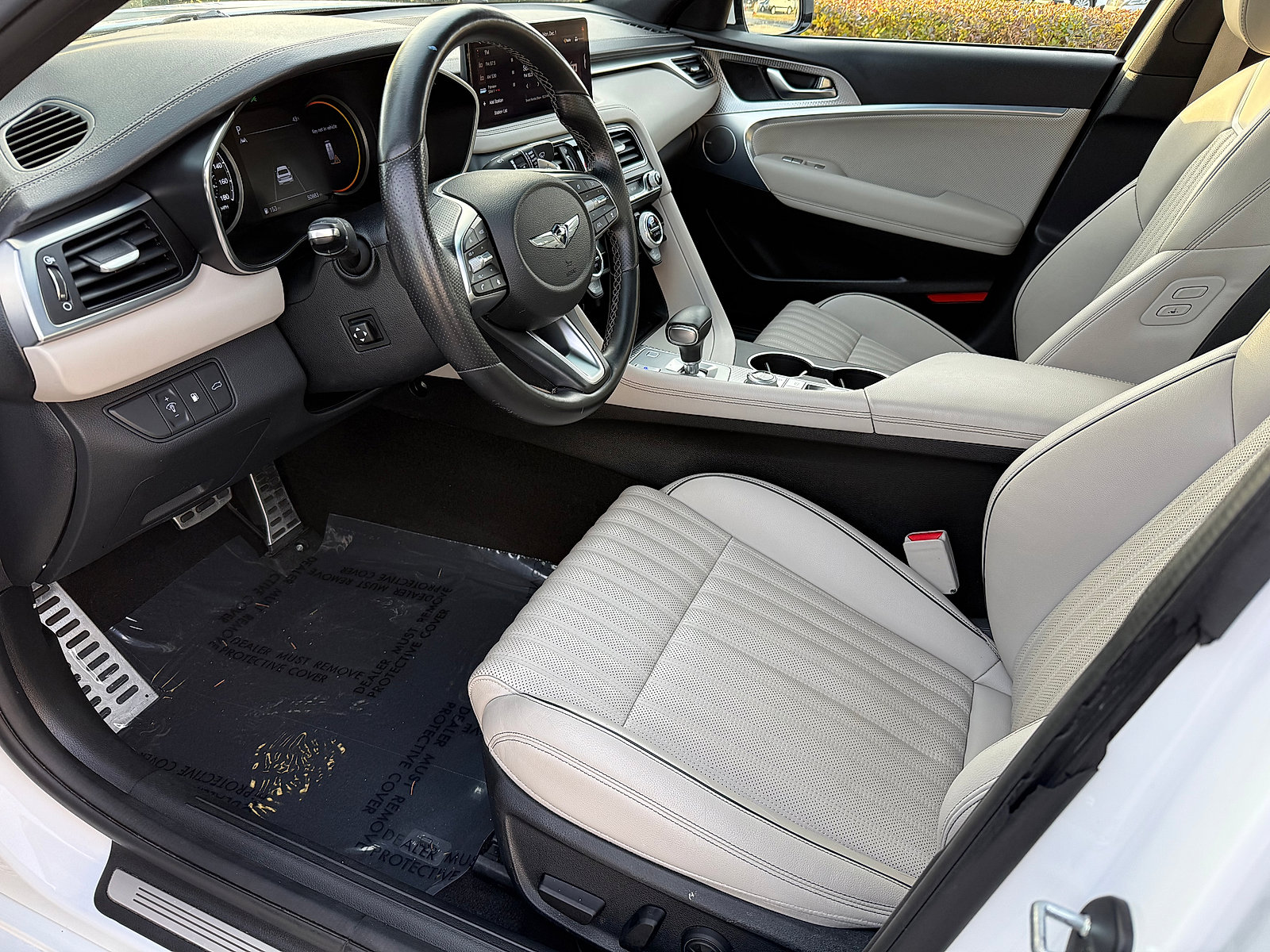 Used 2023 Genesis G70 2.0T w/ Sport Prestige Package image 22