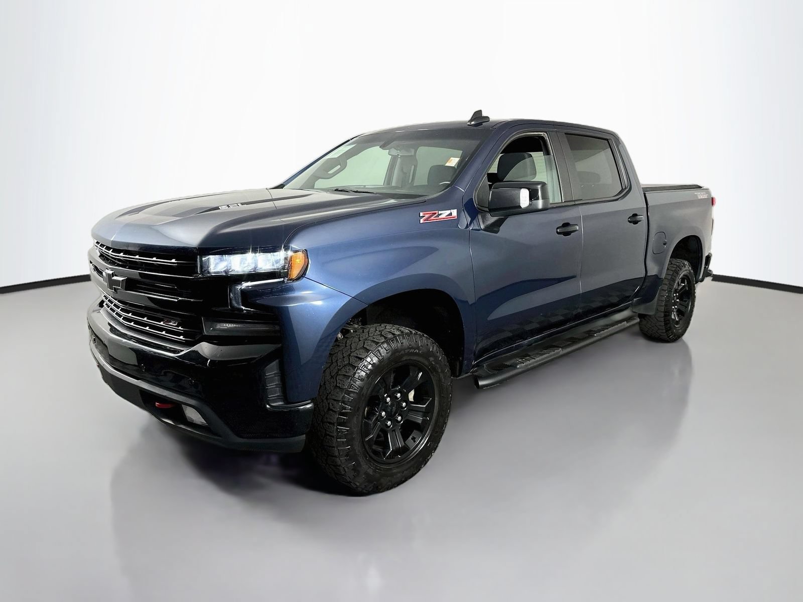 Used 2022 Chevrolet Silverado 1500 LT Trail Boss w/ Safety Package AWD/4WD image 4