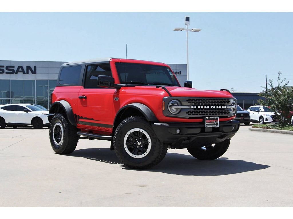 Used 2022 Ford Bronco 2-Door AWD/4WD image 1