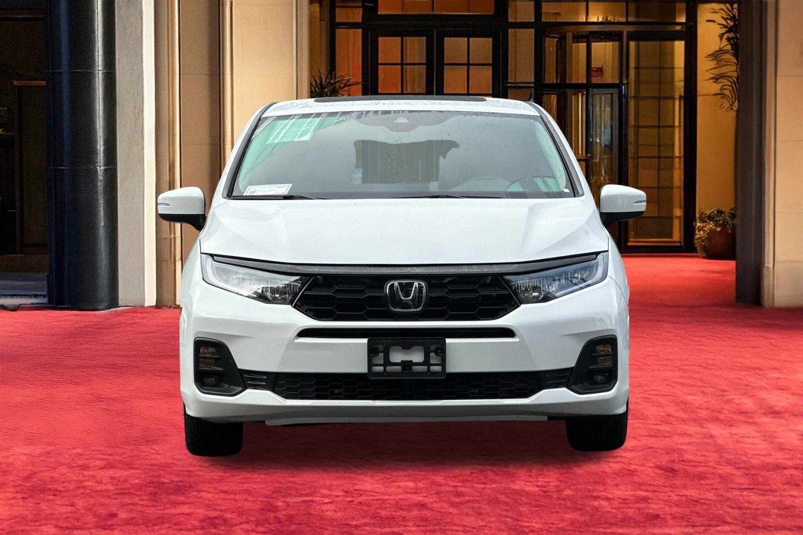 Used 2025 Honda Odyssey Touring image 7