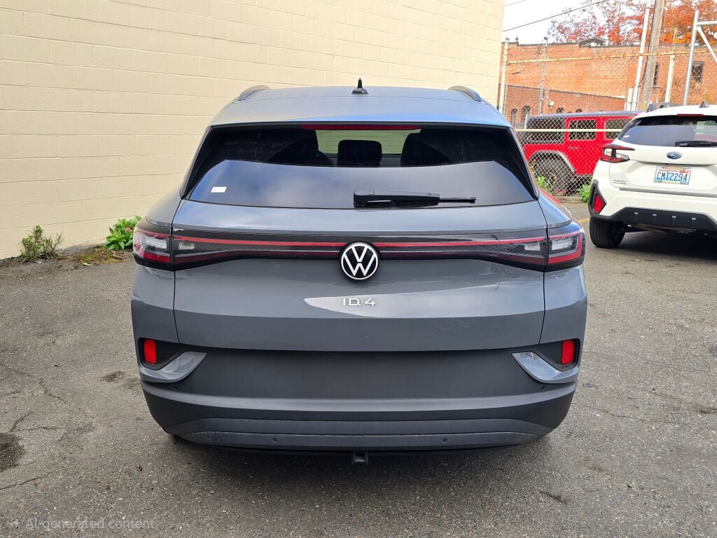 Used 2023 Volkswagen ID.4 Pro AWD/4WD image 5