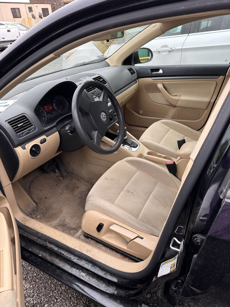 Used 2009 Volkswagen Jetta S image 3