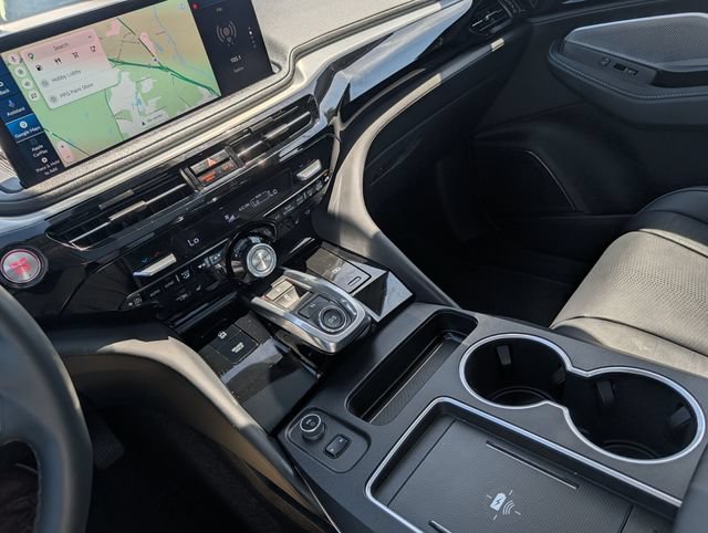 Used 2026 Acura MDX w/ Technology Package FWD image 27