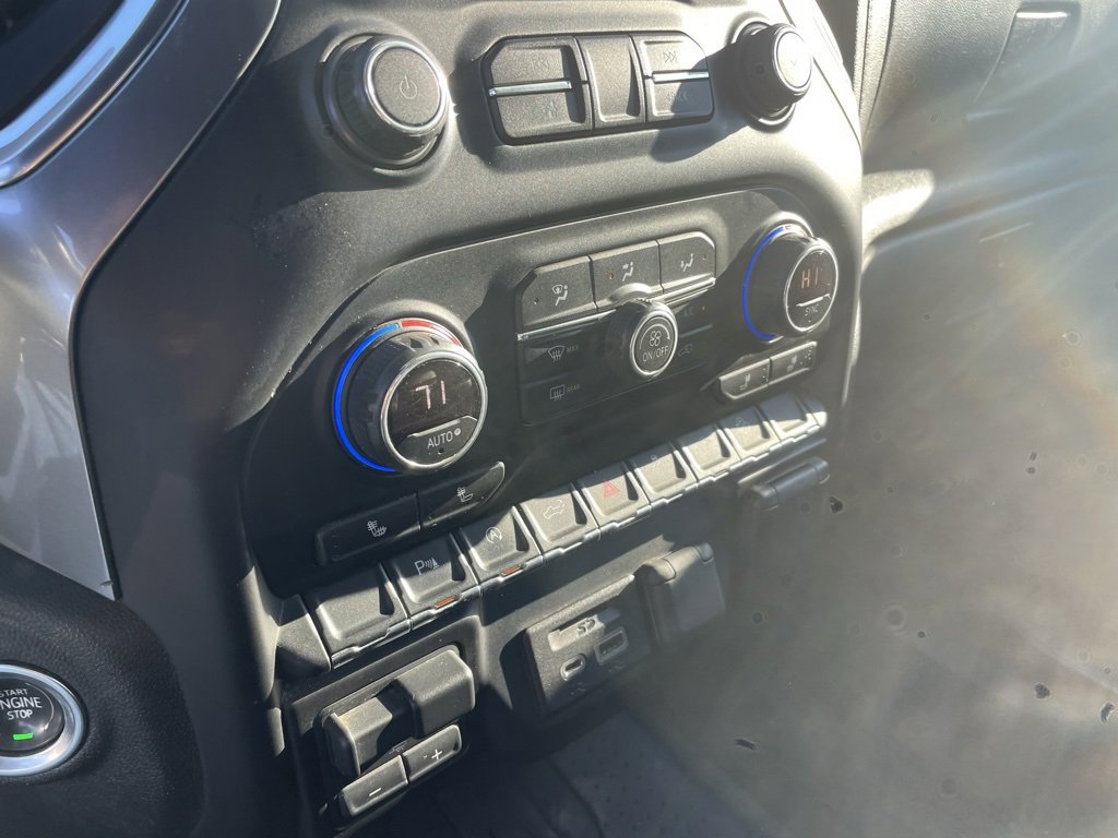 Used 2019 Chevrolet Silverado 1500 LT w/ Texas Edition image 16