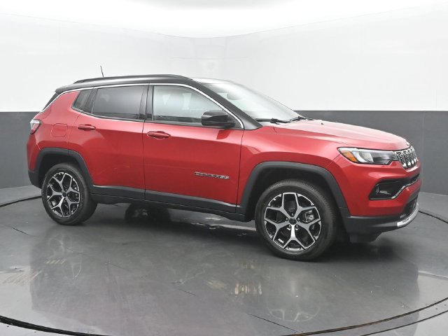 New 2026 Jeep Compass Limited w/ Sun, Sound & Navigation Group AWD/4WD image 7